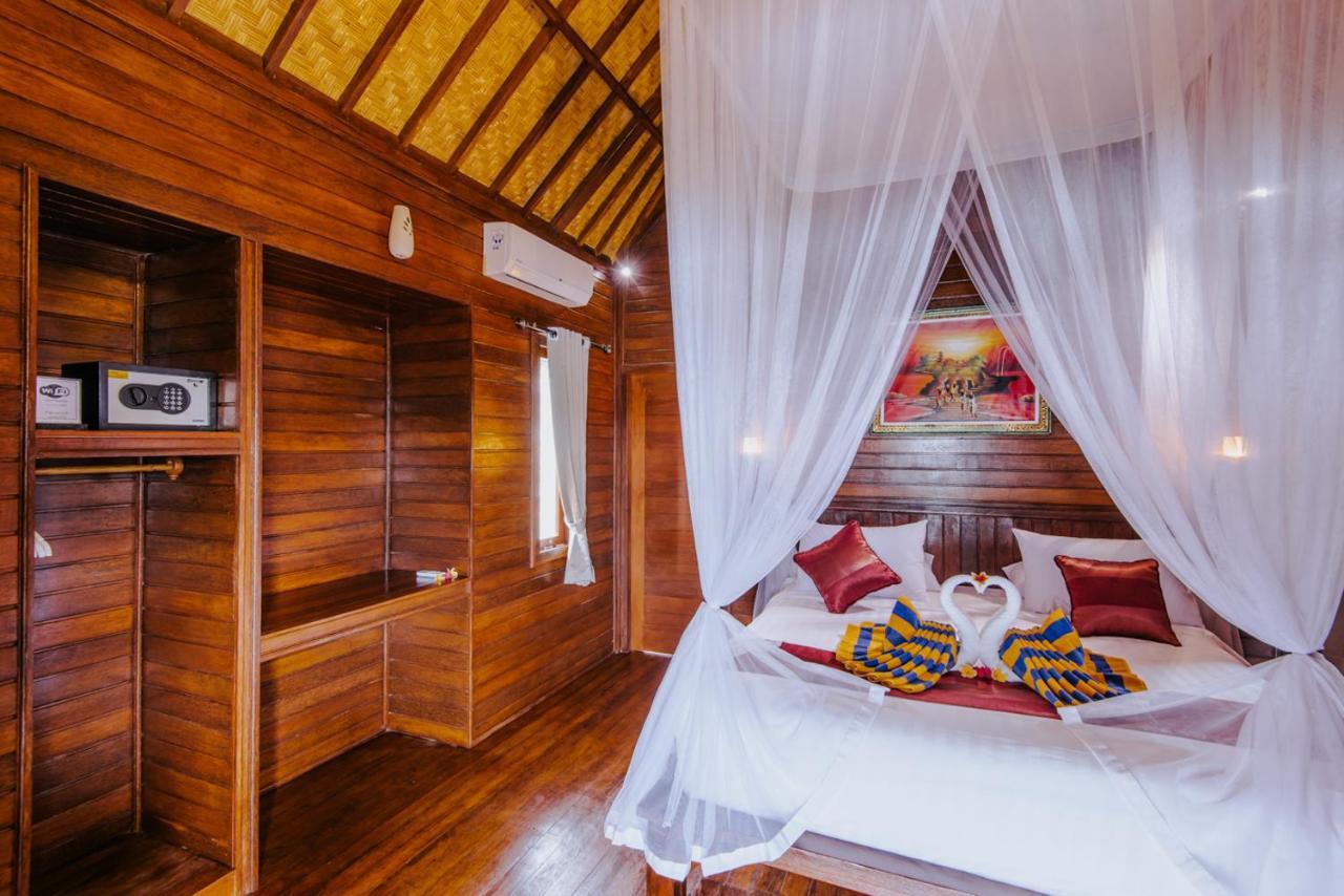 Sunday Huts Lembongan Hotel Ngoại thất bức ảnh